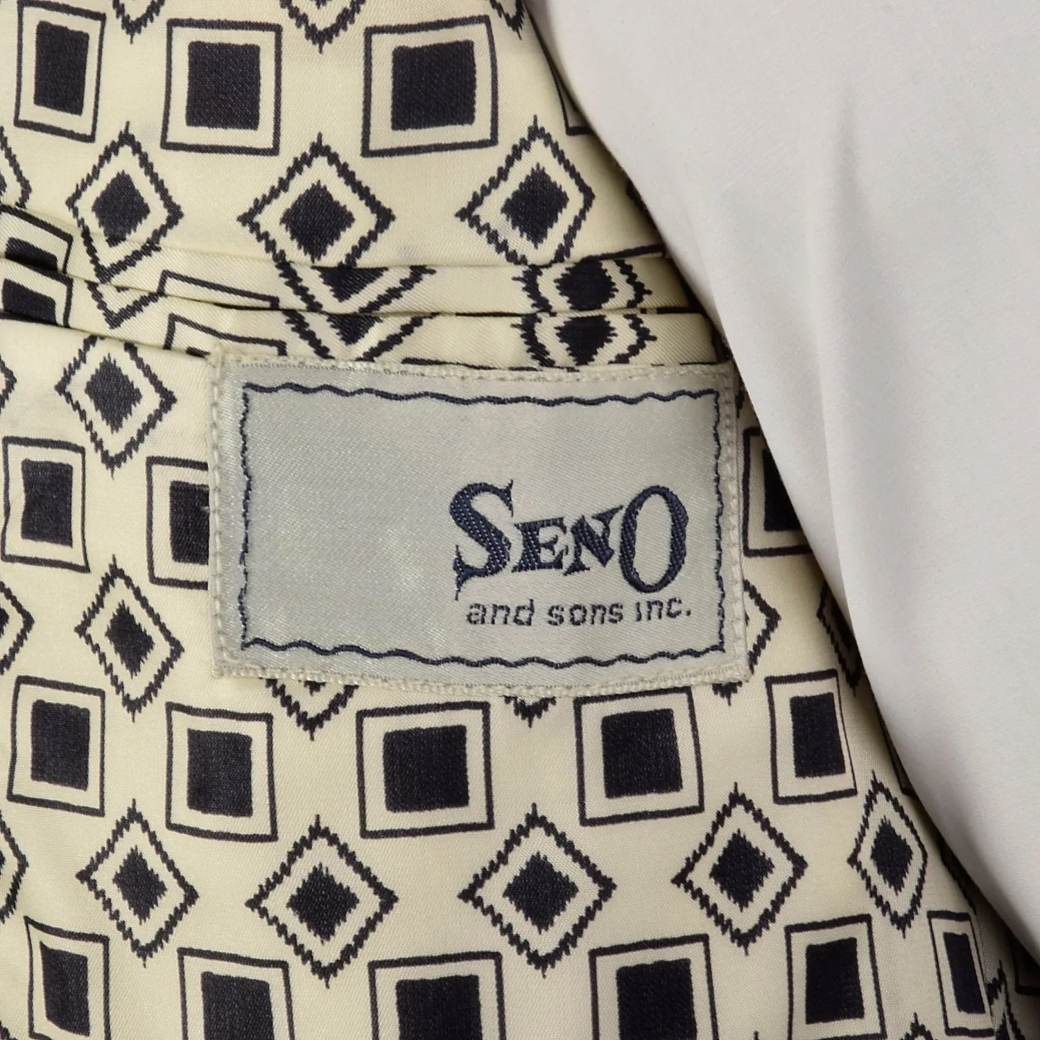 42R 1970s Mens TuxedoTwo Piece Single Button