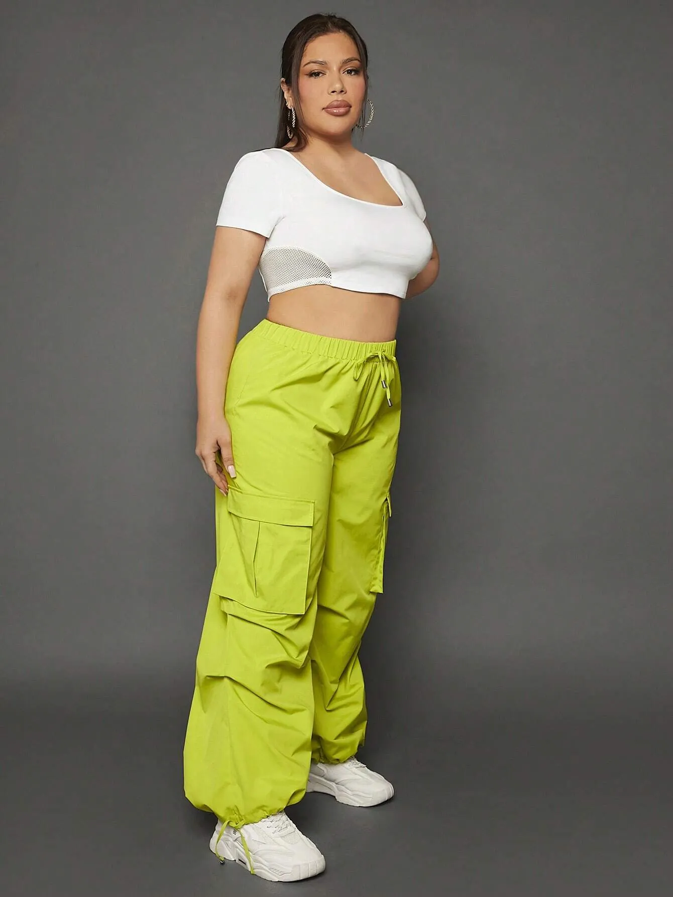 Crop Tee And Drawstring Waist Cargo Pants