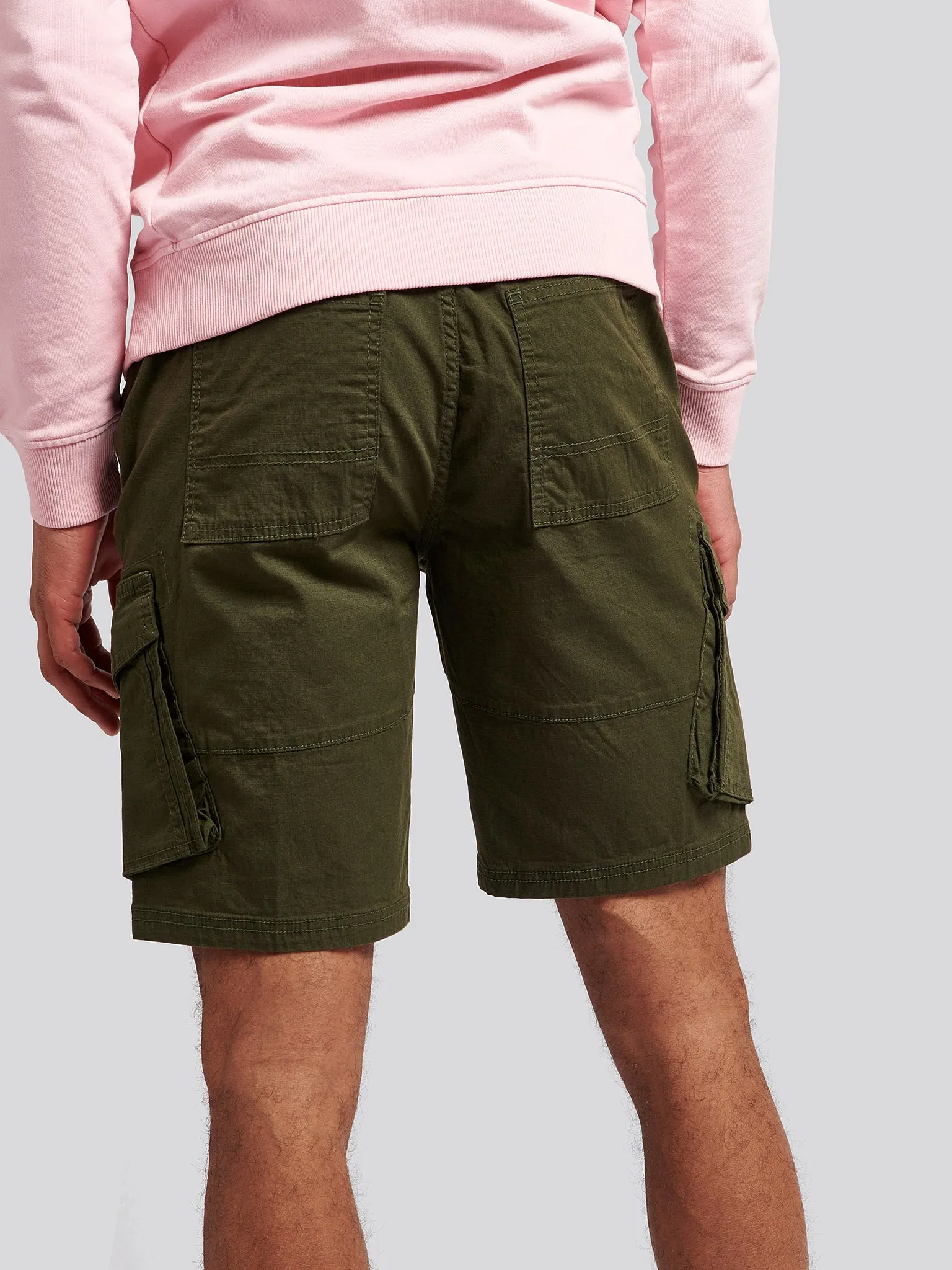 Mens Ripstop Cargo Shorts in Army Green
